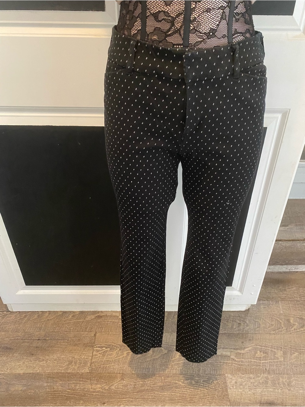 Old Navy Black Polka Dot Cropped Pants